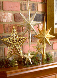 silver gold star decorations, living room decorating ideas for Christmas, fireplace decorating