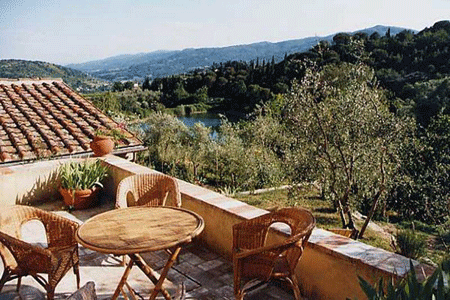 outdoor rooms tuscan decor homes decorating ideas