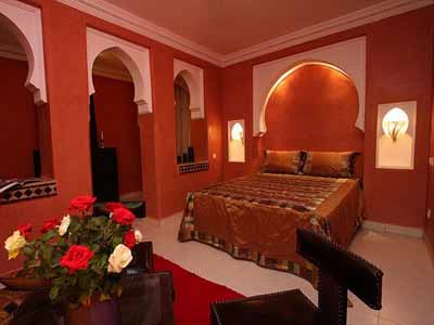 moroccan bedroom decorating ideas orange wall paint