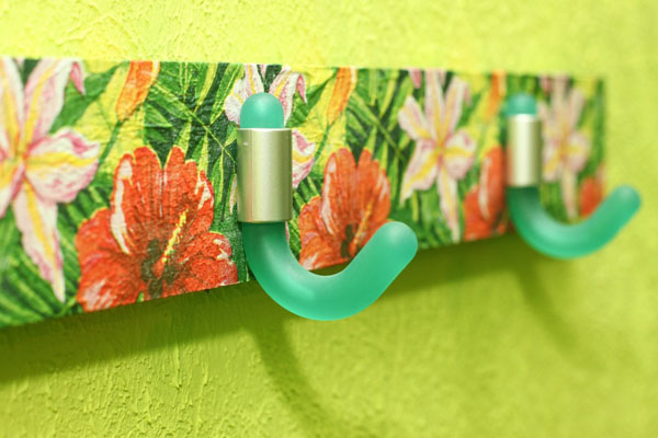 wall decorating with wall hook rack