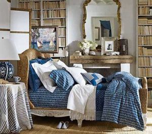 bedroom decor in white and blue colors