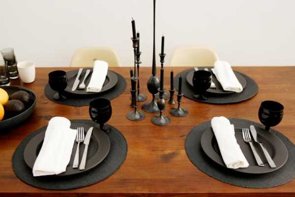 black tableware for dining room decorating