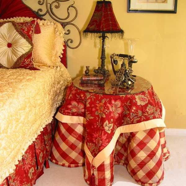 red and yellow french country home decorating ideas