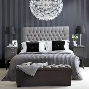 black and white bedroom decorating