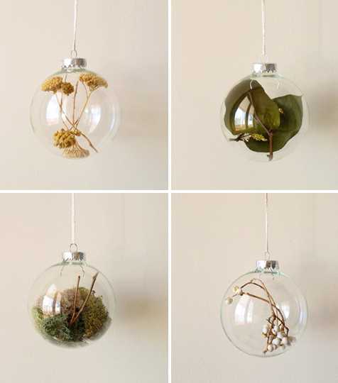 christmas tree decorations balls with grass and leaves