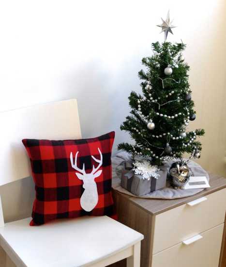 christmas decorating accessories, pillows with deer applique