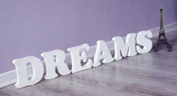 decorative wooden letters, dreams