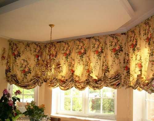 short kitchen curtains with floral design