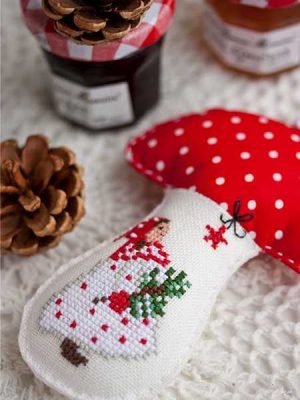 mushroom with christmas embroidery