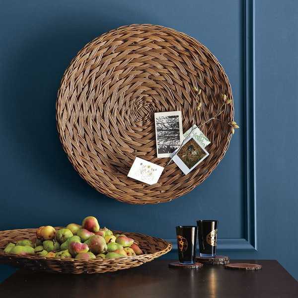 wall decorating with handmade wicker plates