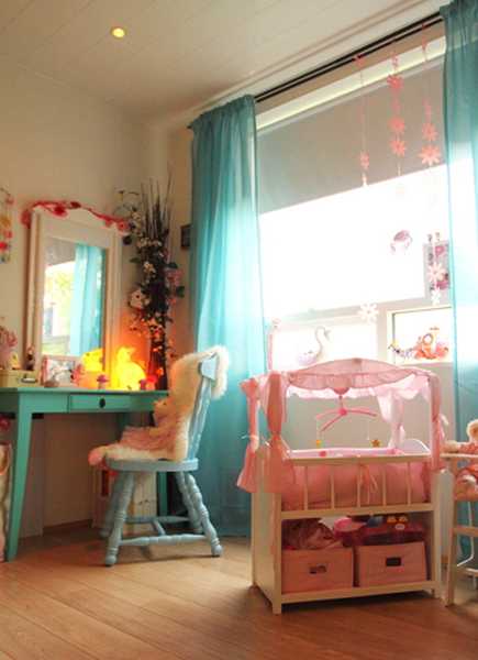 wood furniture for girls bedroom decorating