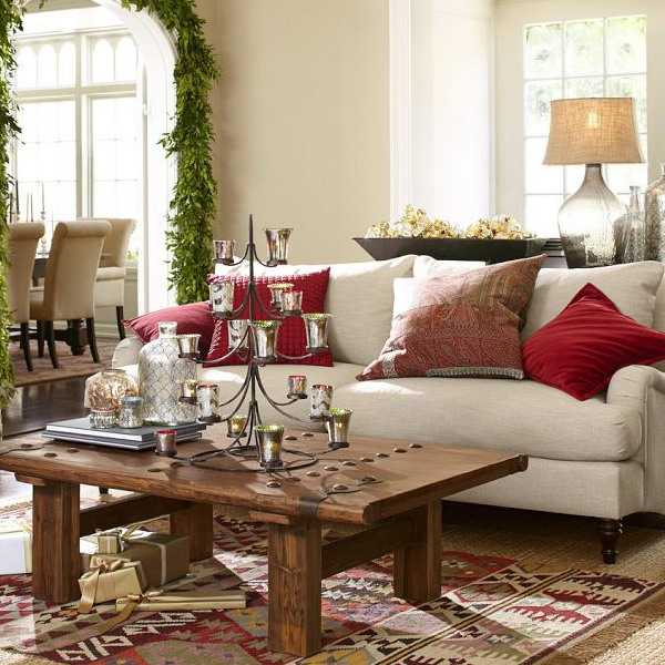 living room decorating with kilim floor rug and decorative pillows