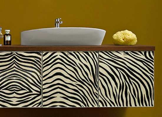 Zebra Prints and Decorative Patterns for Modern Bathroom Decorating