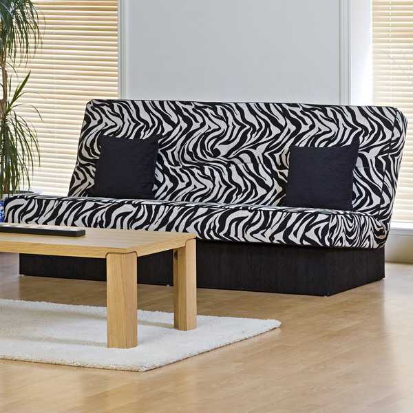 21 Modern Living Room Decorating Ideas Incorporating Zebra ...