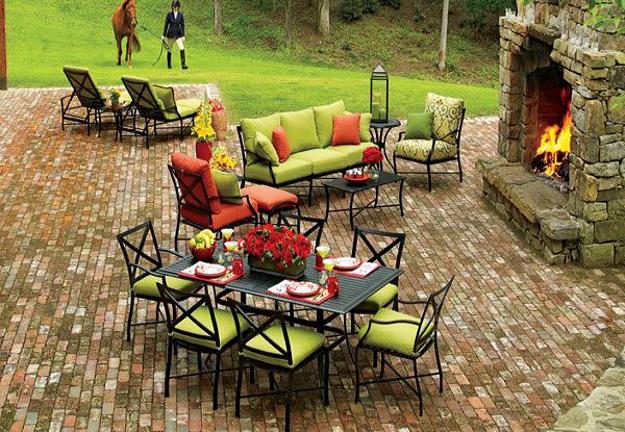 25 Modern Outdoor Furniture Sets that Brighten up Backyard 