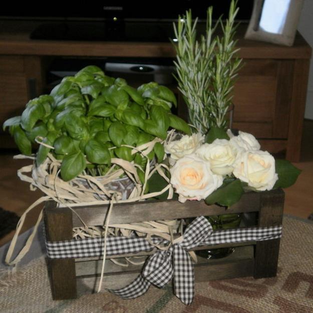 rosemary, basil and white flower centerpiece idea for party table decoration italian style