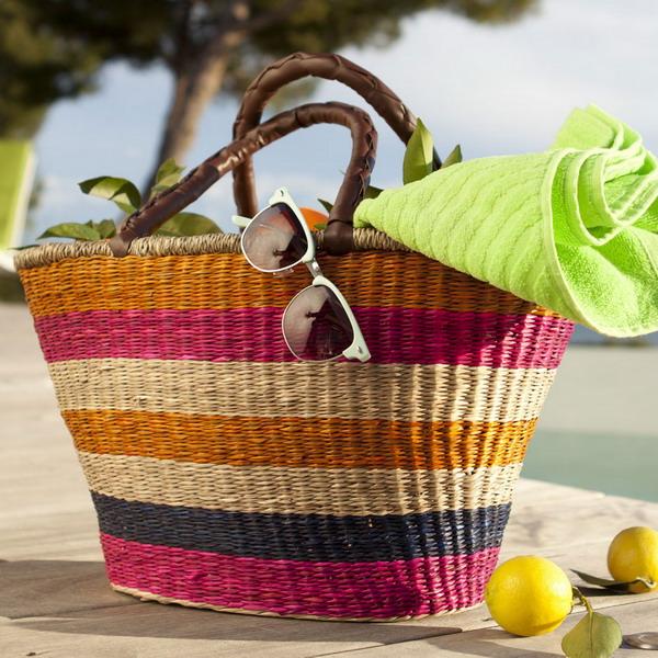 Bright Decor Accessories and Color Combinations for Summer Decorating