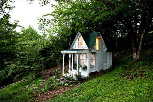 Shabby Chic Ideas Turning Garden House into Beautiful ...