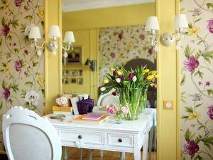 small apartment ideas, living room decorating with white and yellow paint colors