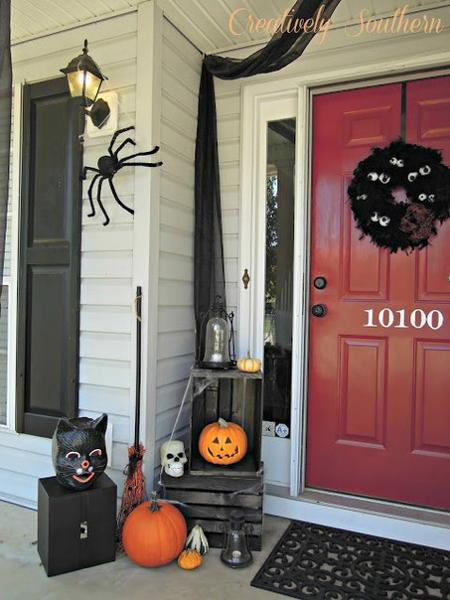 25 Creative Ideas in Traditional Colors for Halloween Decorating