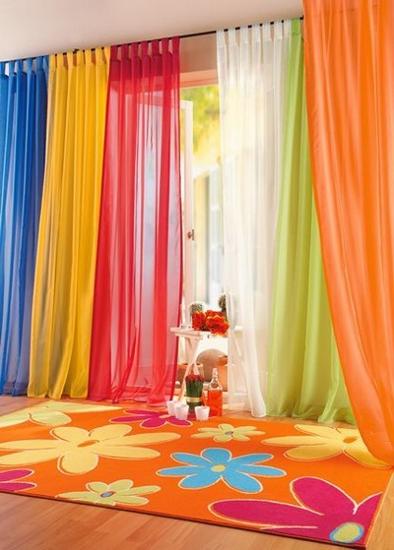 33 Creative Window Treatments for Kids Room Decorating