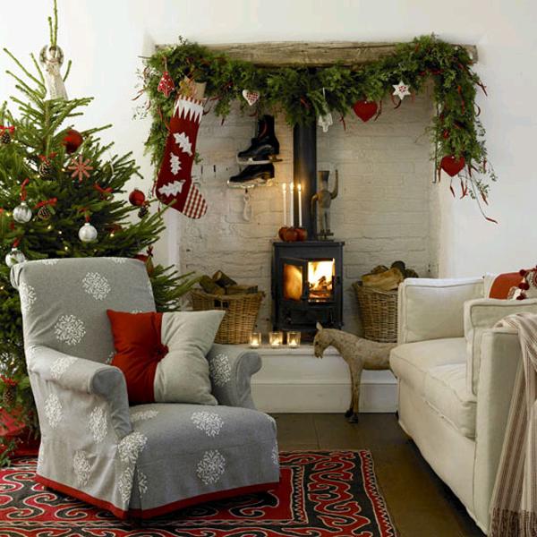 33 Ways to Use Snowflakes for Winter Home Decorating