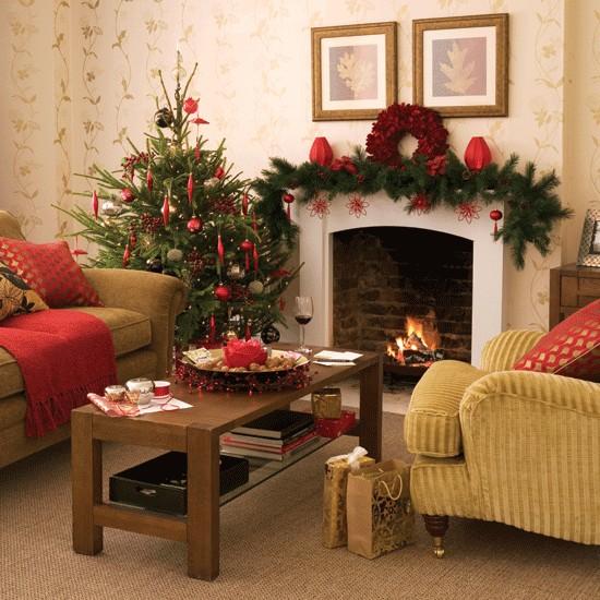 Merry Christmas Decorating Ideas for Living Rooms and Fireplace Mantels