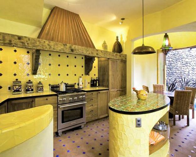 Black and Yellow Color Schemes for Modern Kitchen Decor