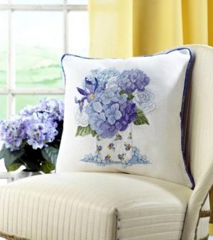 interior decorating with flowers and floral designs