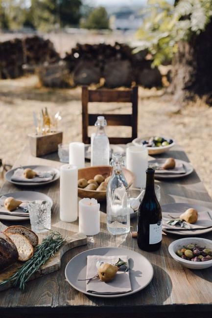 outdoor table decoration