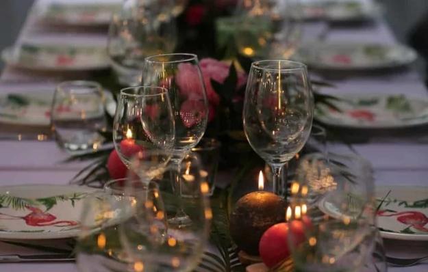 romantic table setting candles