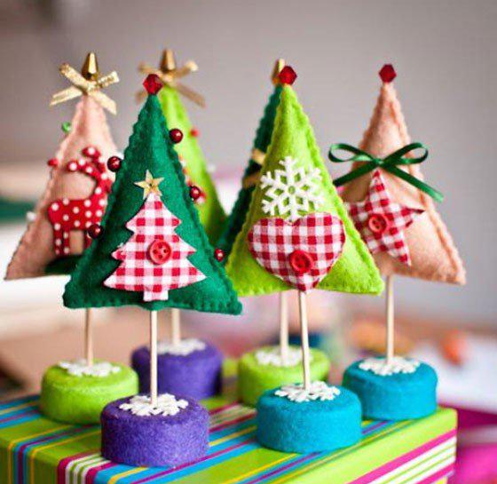 Trends in Decorating, Holiday Arrangements, Several Tabletop Christmas ...