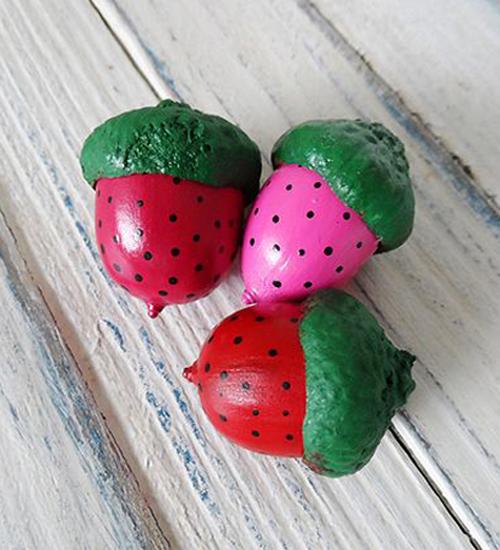 acorn painted berries