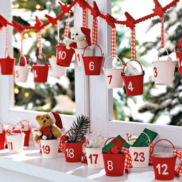 DIY Christmas Advent Calendars, Exciting December Garland Ideas