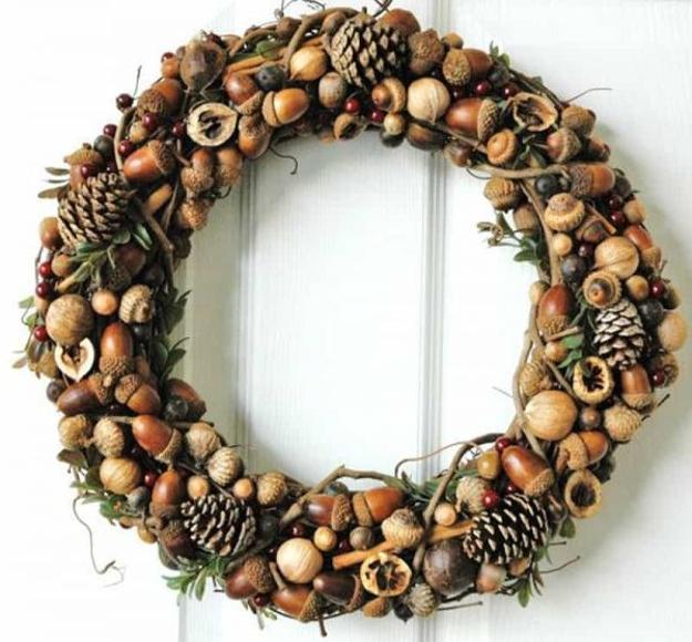 DIY Ideas for Eco Friendly Christmas, Acorn Christmas Decorations