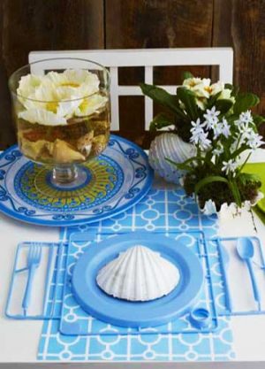 seashells flowers table decoration